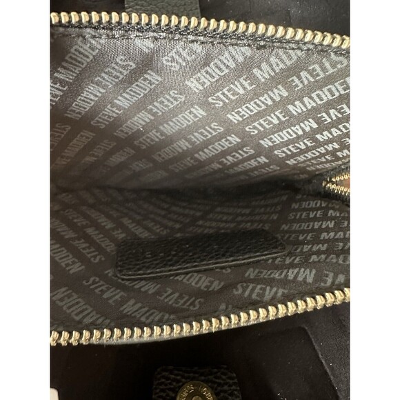 STEVE MADDEN BMAGGIE SMALL CROSSBODY BLACK PURSE HANDBAG WITH GOLD CHAIN ACCENTS - Picture 11 of 12